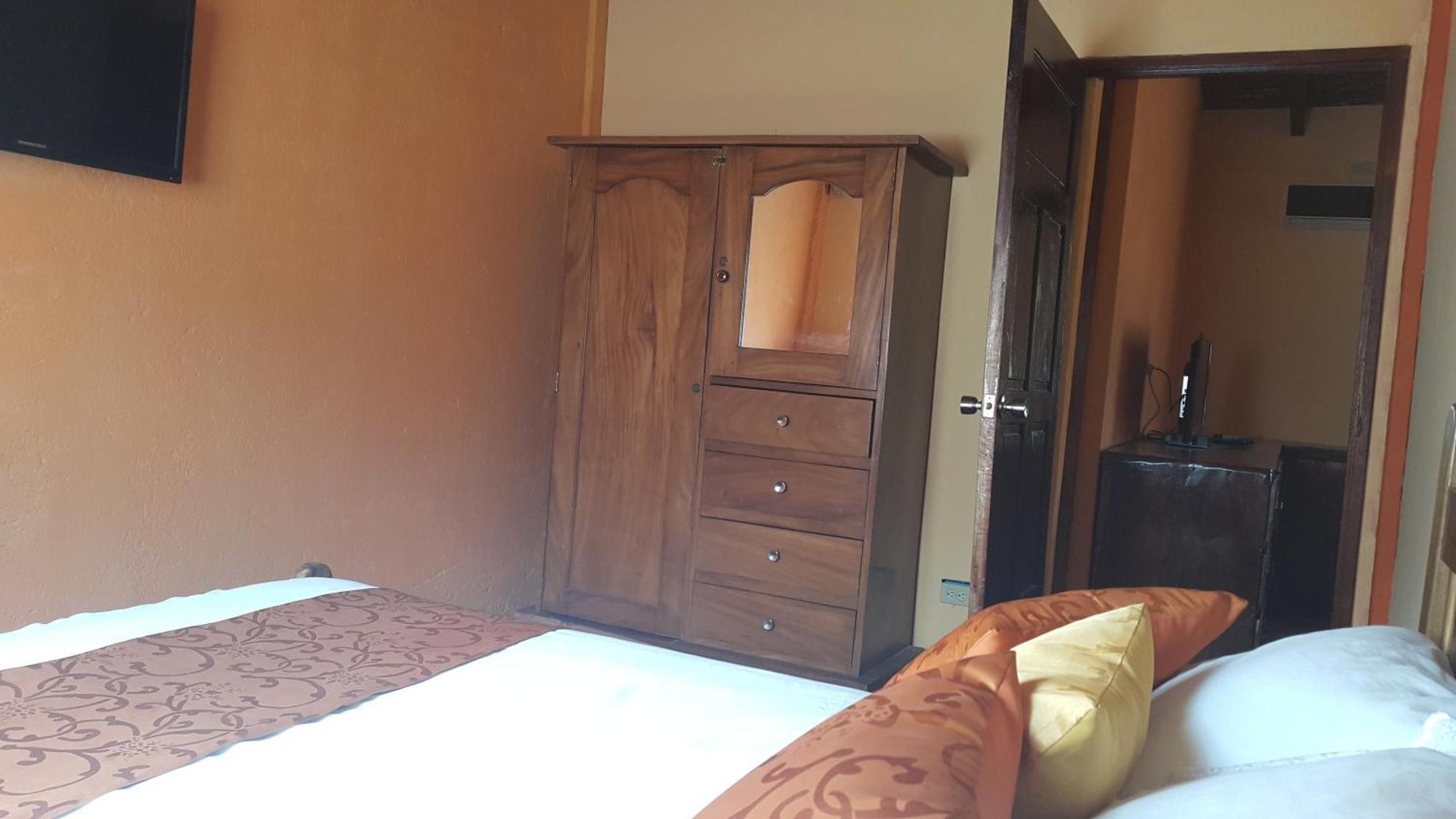Hotel El Maltese Гранада Стая снимка