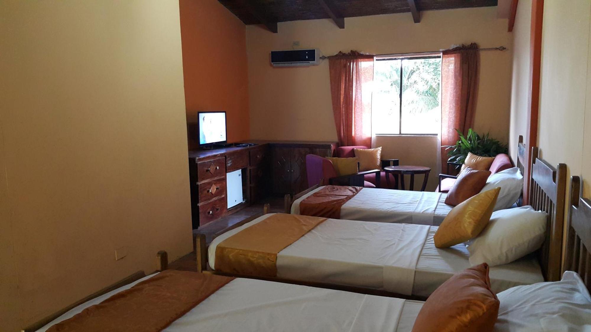 Hotel El Maltese Гранада Екстериор снимка