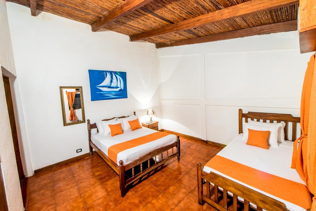 Hotel El Maltese Гранада Екстериор снимка